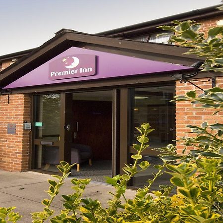 Premier Inn Crewe Nantwich Exterior foto