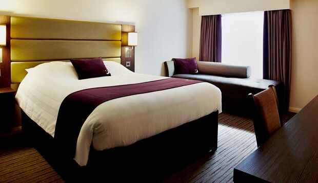 Premier Inn Crewe Nantwich Exterior foto